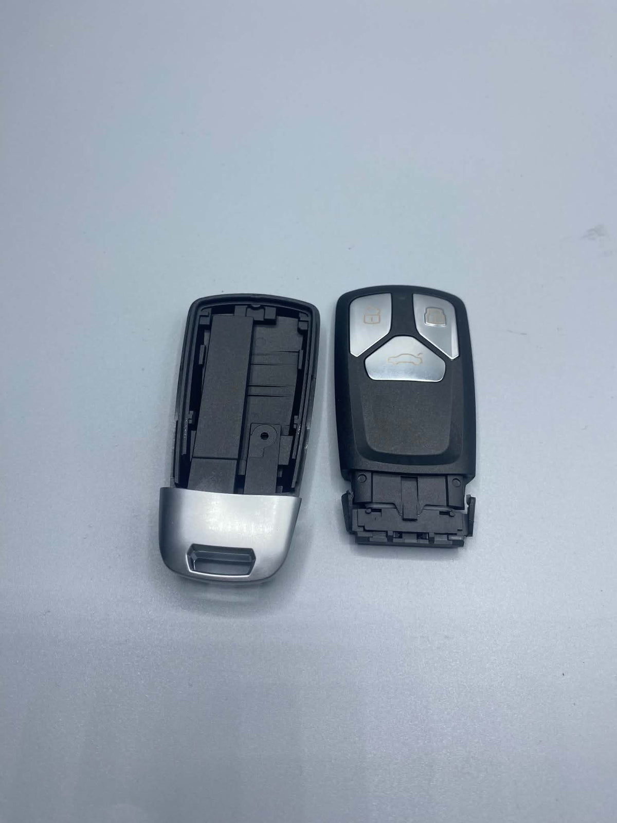 Univerzální obal autoklíče s planžetou - 3 tlačítka