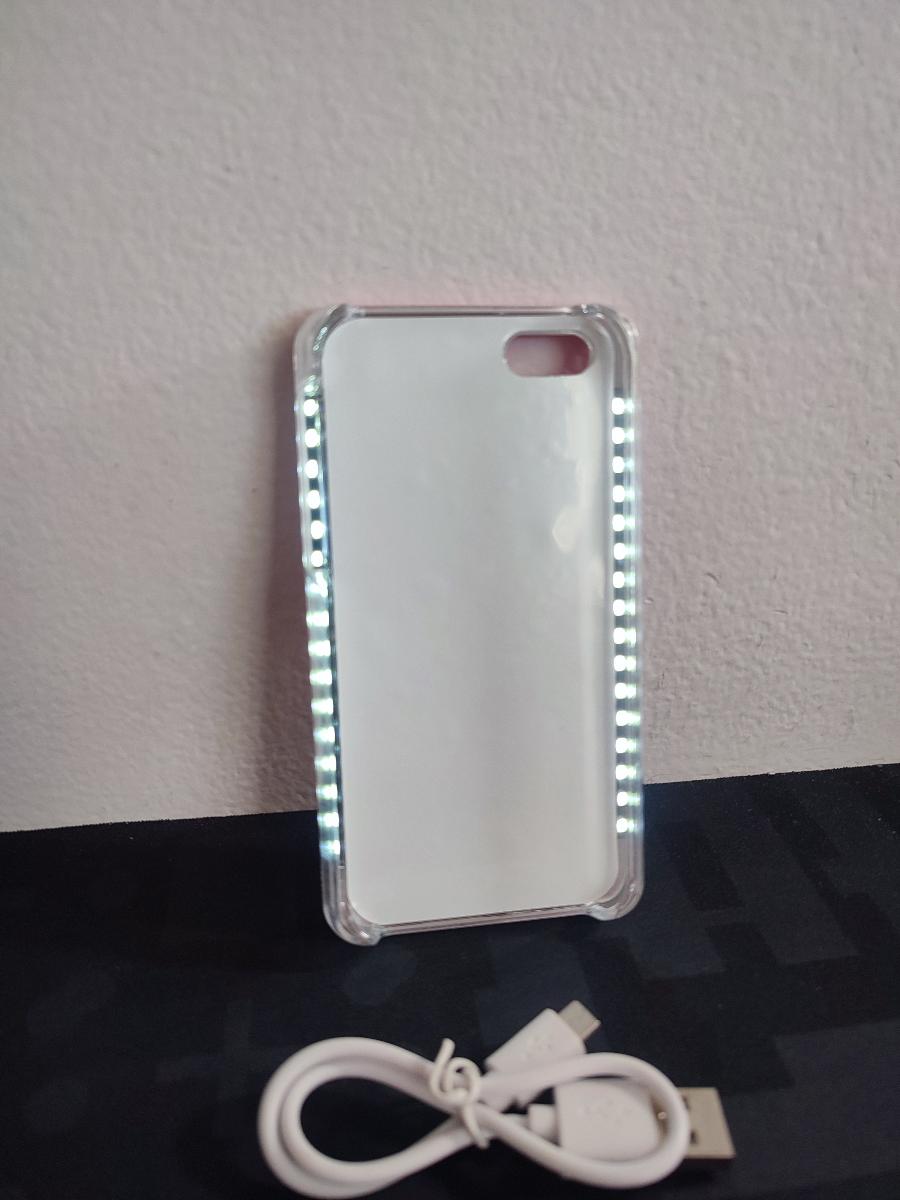 Růžový obal s bočním LED osvětlením pro iPhone 5/5s