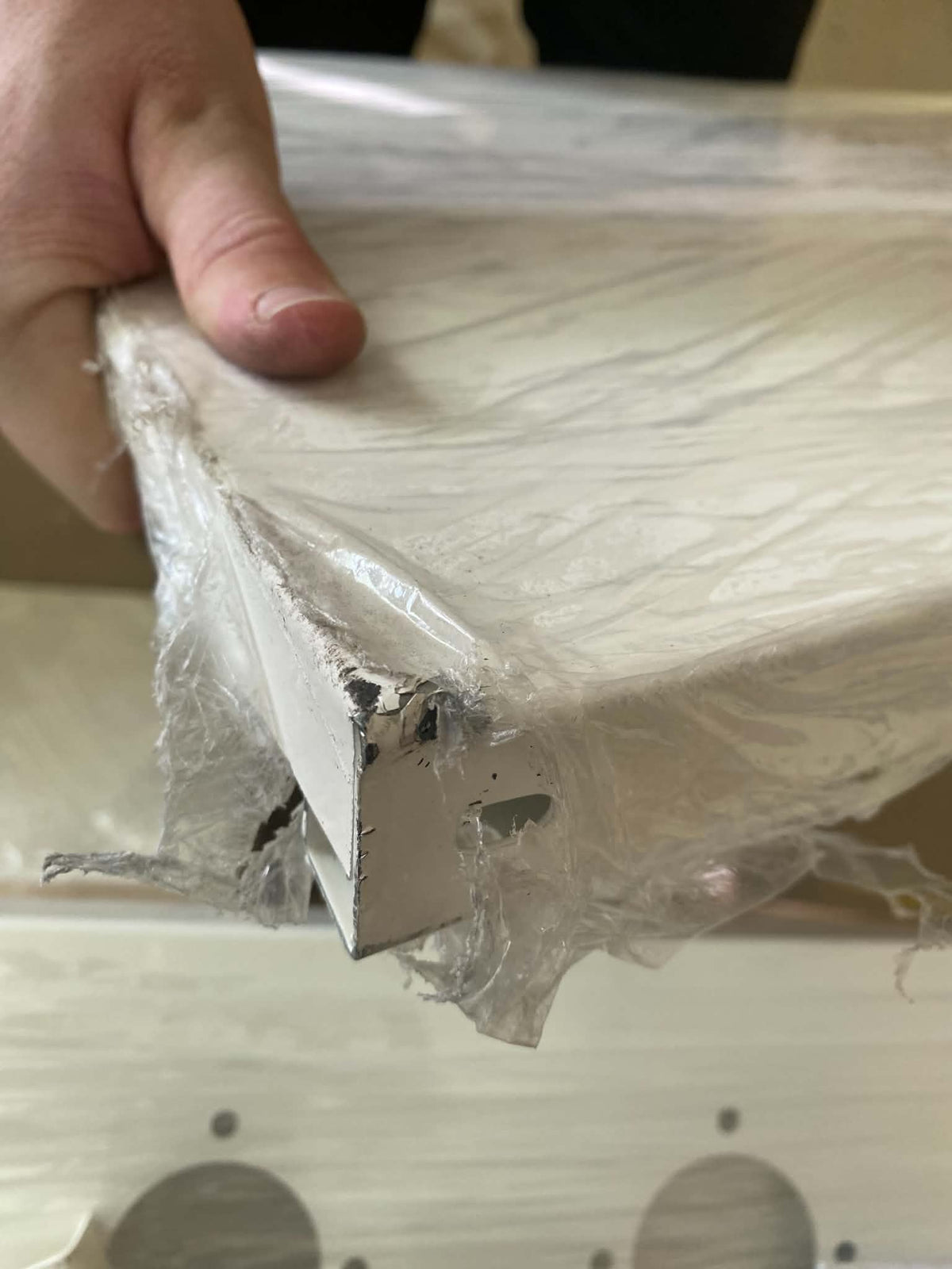 Dílenský pojízdný vozík na nářadí k CNC, 36 držáků, 4 kolečka