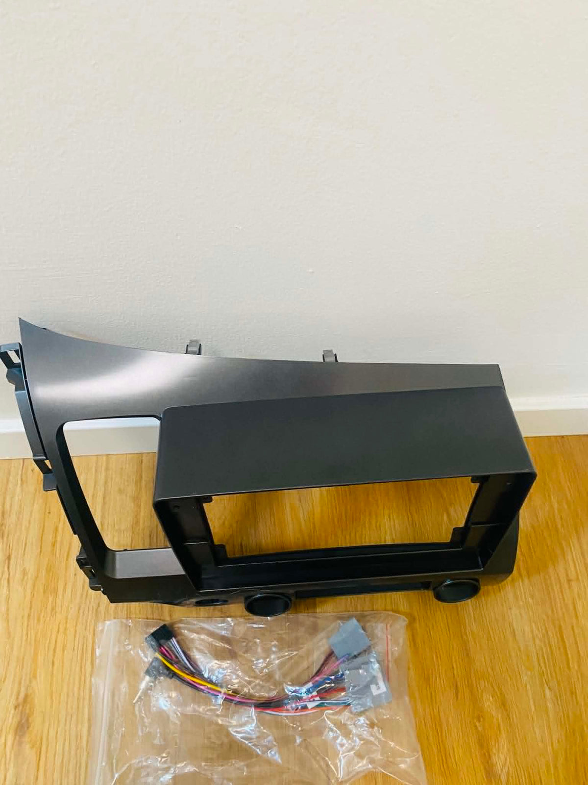 Rámeček s kabeláží autorádia pro Honda Civic (2005-2011), 10" displej