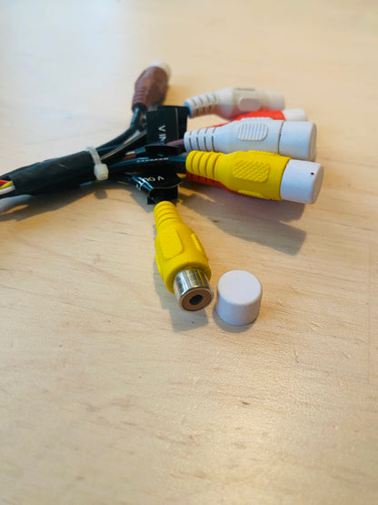 20 PIN konektor pro 2DIN autorádia, 8 RCA