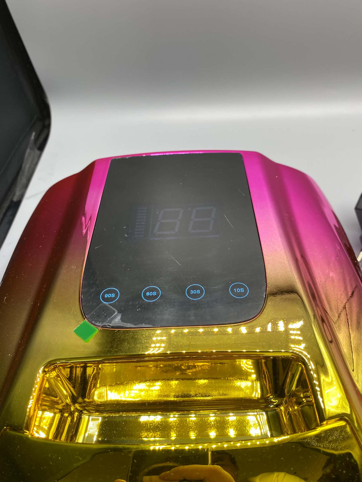Profesionální 96 W LED UV lampa na nehty, bezdrátová, se senzorem a časovačem