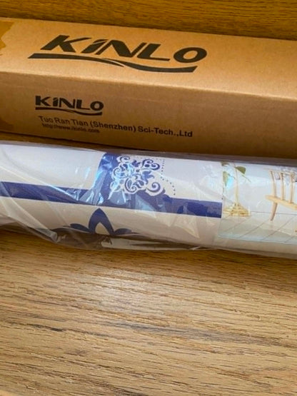 Samolepicí nábytková fólie Kinlo 500 × 61 cm – modro/bílá