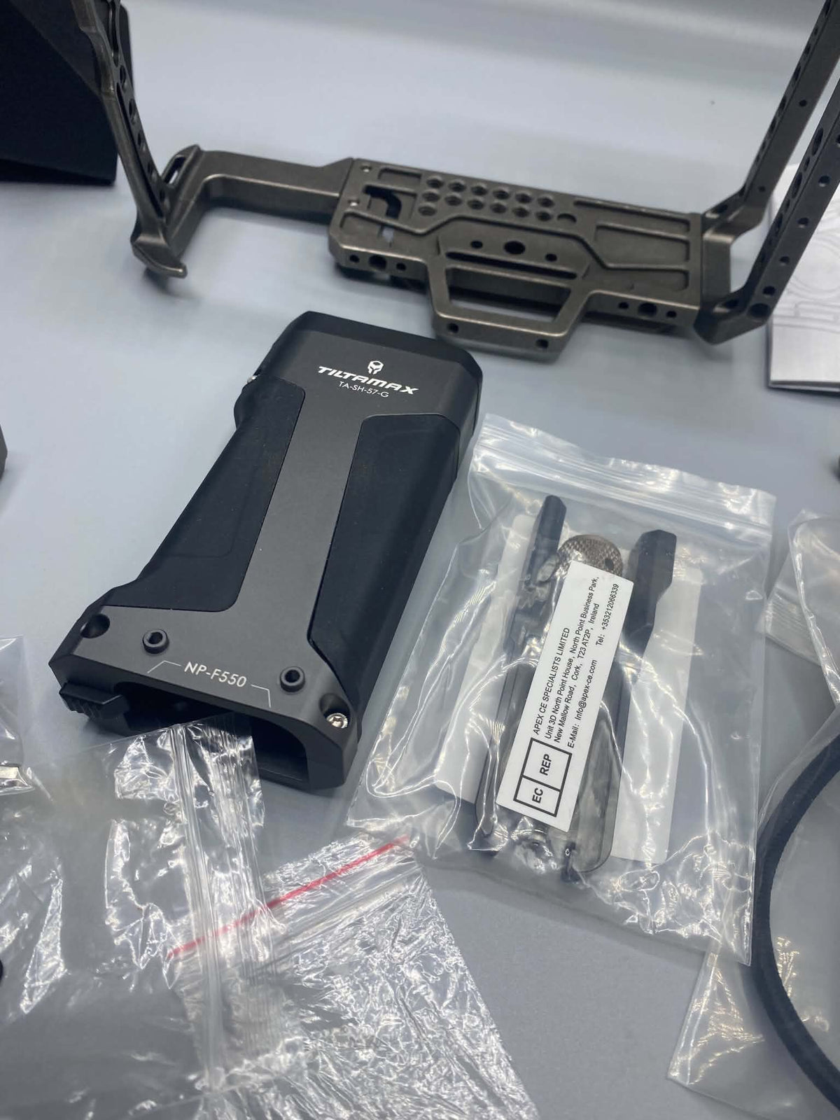 Tiltaing Tactical Kit pro BMPCC 4K / 6K (klec, boční rukojeť, držák SSD, clona)