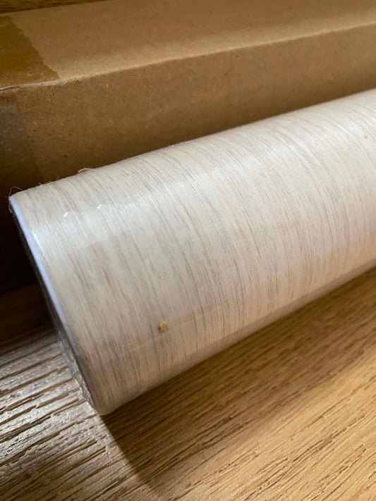 Samolepicí nábytková fólie Kinlo 500 × 61 cm – sv. hnědá