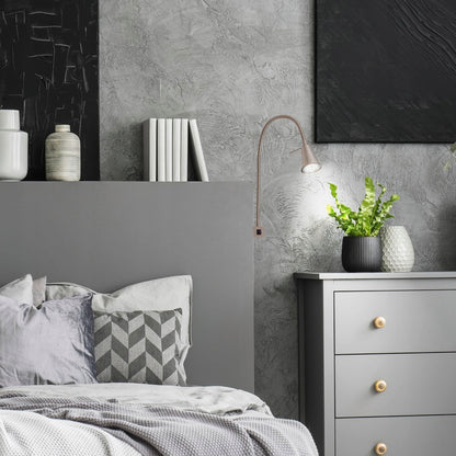 Nástěnná LED lampa na čtení nad postel, 4,7 W, 400 lm, stříbrná