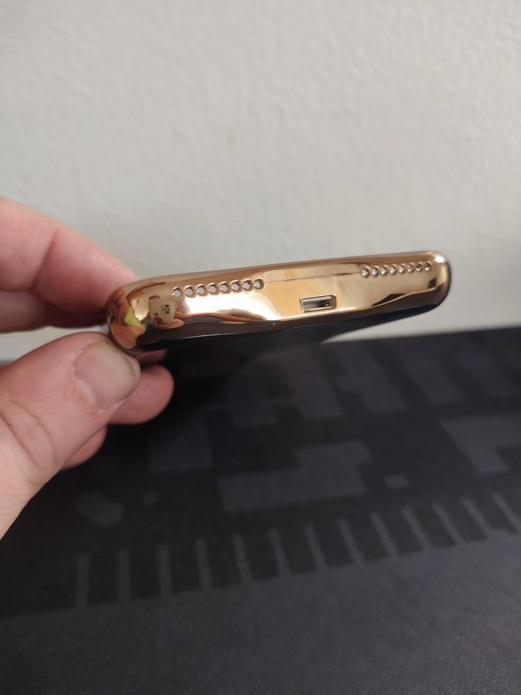 Nabíjecí pouzdro – externí baterie 2500mAh pro iPhone 7