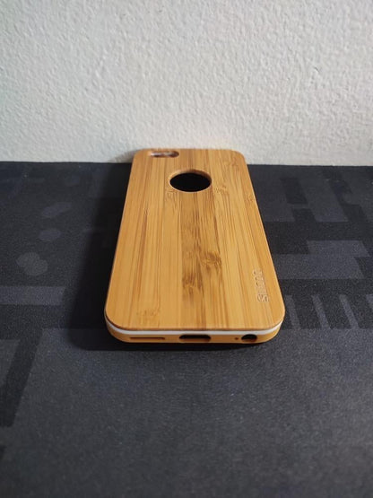 Světle hnědý kryt pro Iphone 6 - přírodní bambus