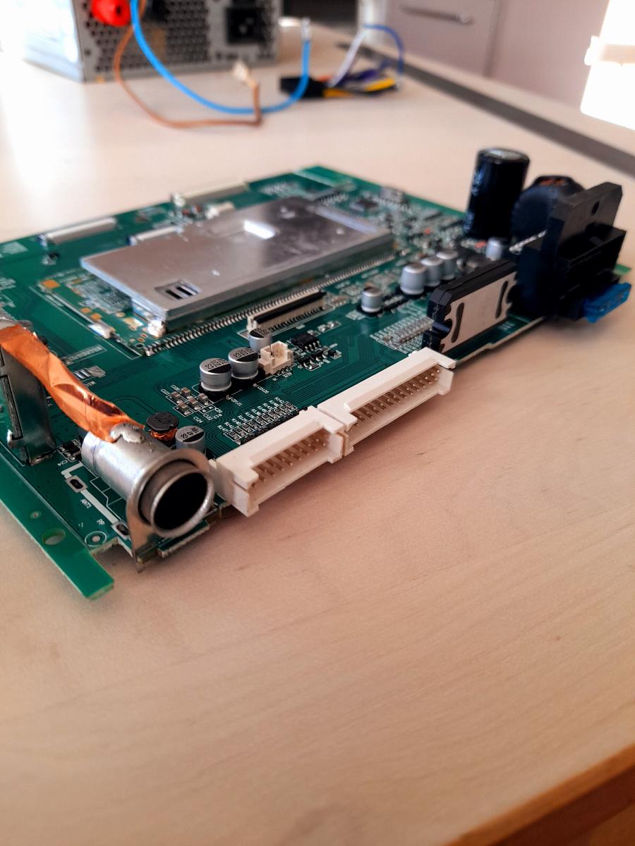 Základní deska s BT, Android pro hobby účely či opravy autorádií
